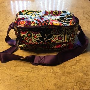 Vera Bradley like new insulated lunch box